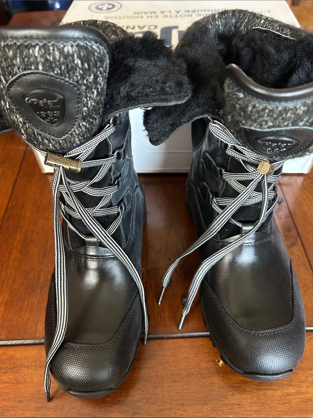 PAJAR Black Women's Winter Lace-Up Boots with Faux Fur Collar